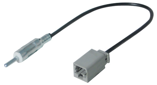 Adapter, antenna cable