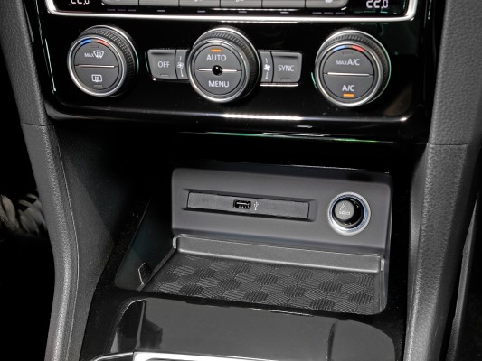 Charger Device, mobile communication
