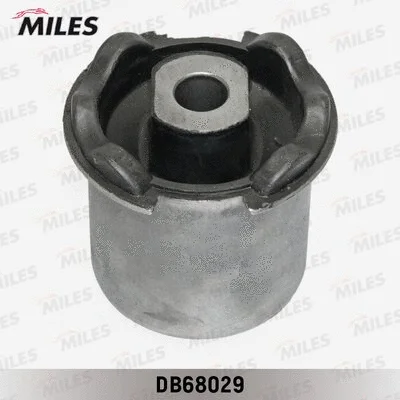 Mounting, control/trailing arm