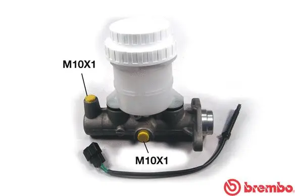 Brake Master Cylinder (M 54 004)