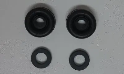 Repair Kit, wheel brake cylinder (SEA744E)