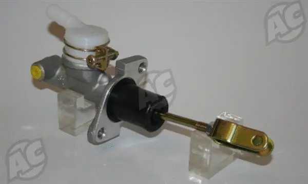 Master Cylinder, clutch (CPD.NIS309)