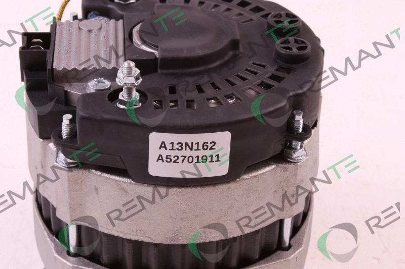 Alternator (011-003-000082R)