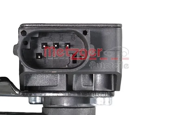Sensor, headlight levelling