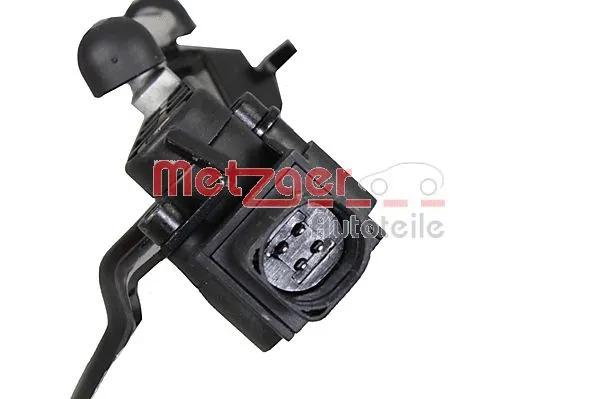 Sensor, headlight levelling