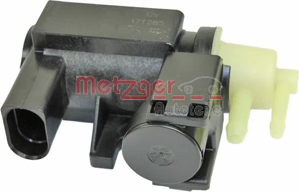 Pressure converter, turbocharger