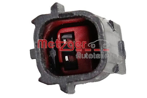 Sensor, coolant level