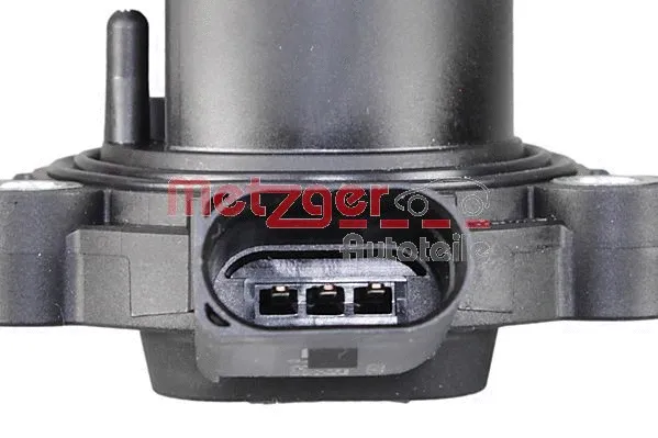 Sensor, engine oil level