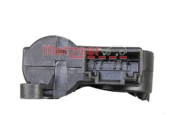 Actuator, blending flap