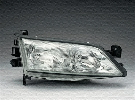 Headlight (712754058784)