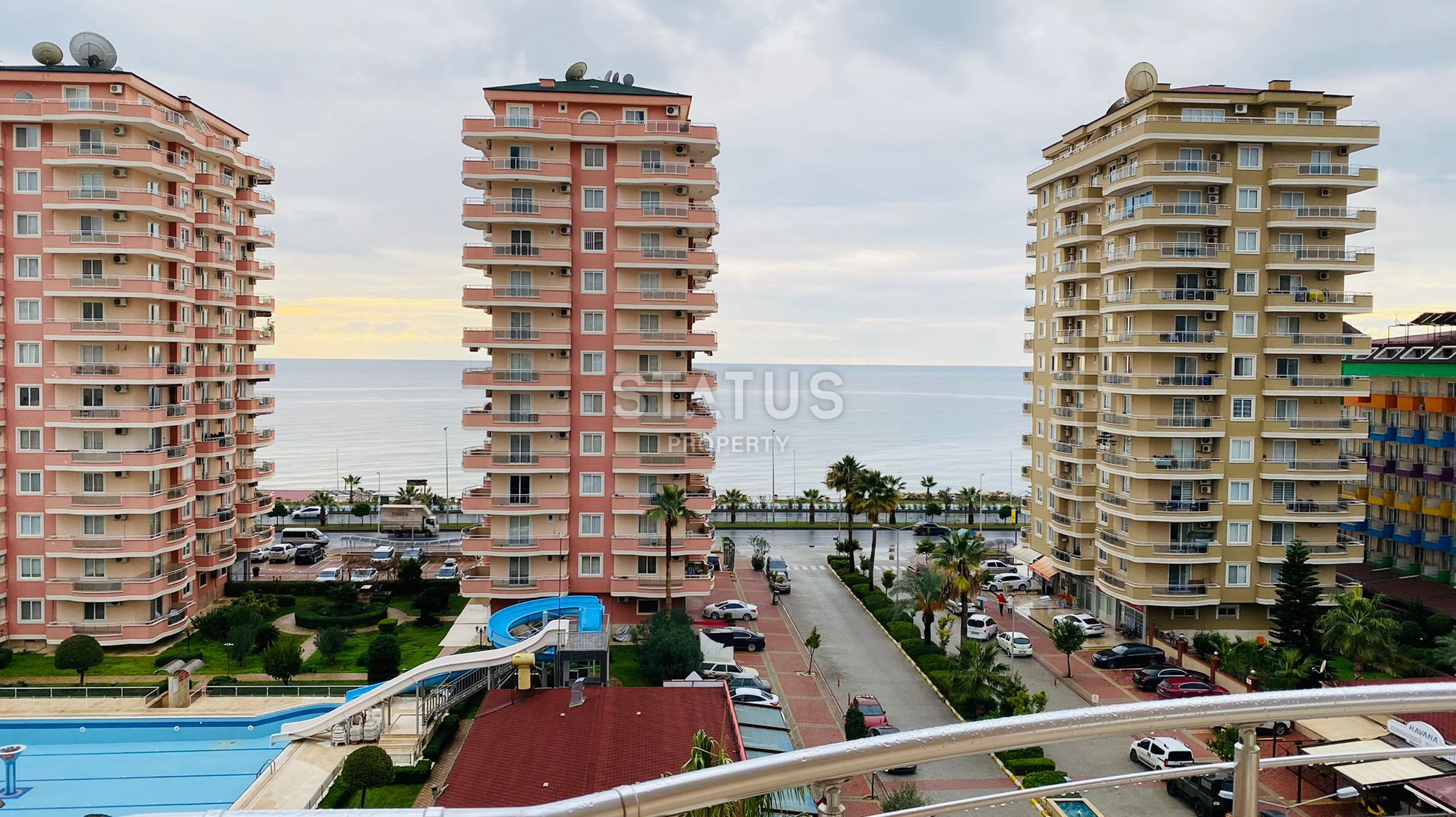 Крупнометражная 2+1 с видом на море, 135 м2 в Махмутларе. фото 1