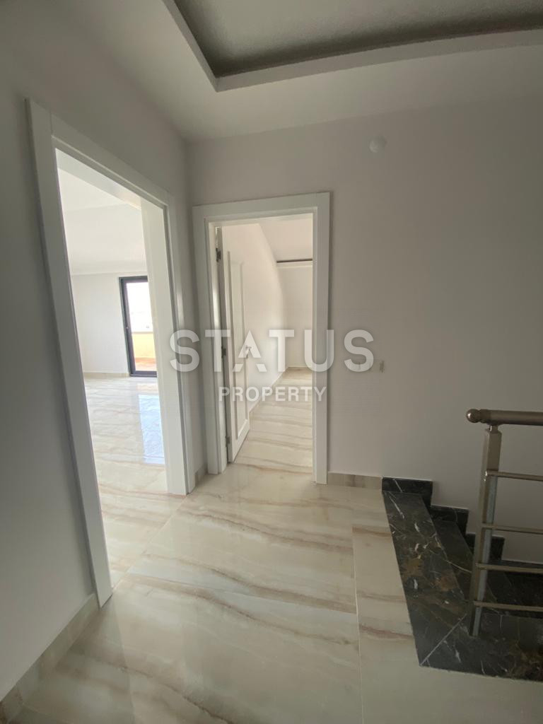 Penthouse 4+1 in a new complex in Kargicak, 220 m2. фото 16