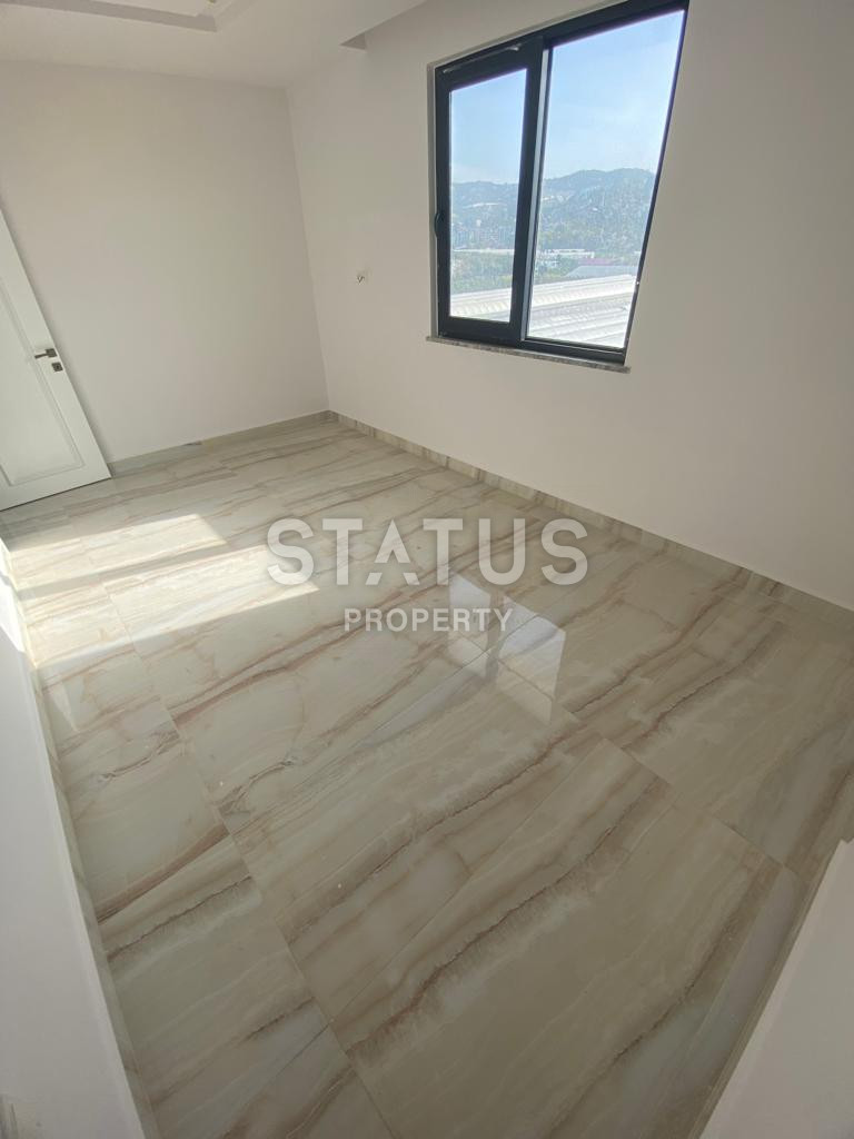 Penthouse 4+1 in a new complex in Kargicak, 220 m2. фото 24