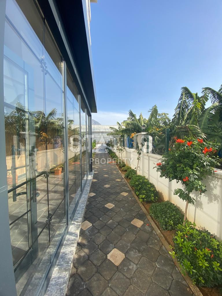 Penthouse 4+1 in a new complex in Kargicak, 220 m2. фото 41