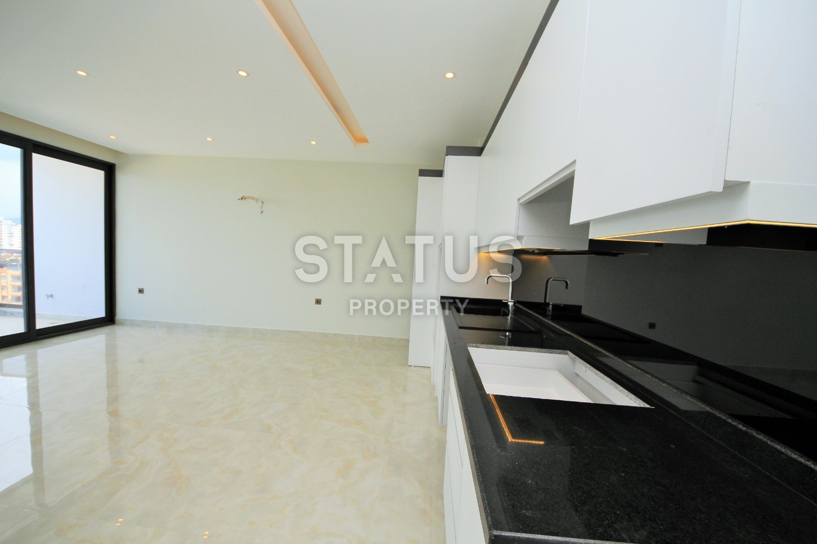 Новая двухкомнатная квартира на первой береговой линии побережья района Махмутлар, 60 м2 фото 10