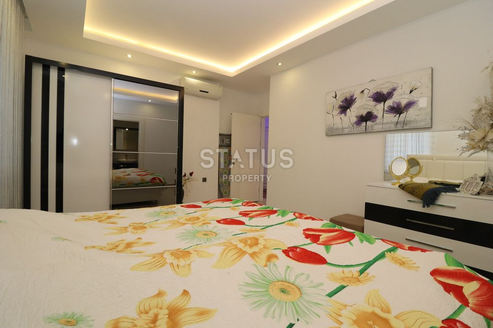 Две квартиры 2+1 в 150 метрах от моря в Кестеле, 100 м2. фото 25