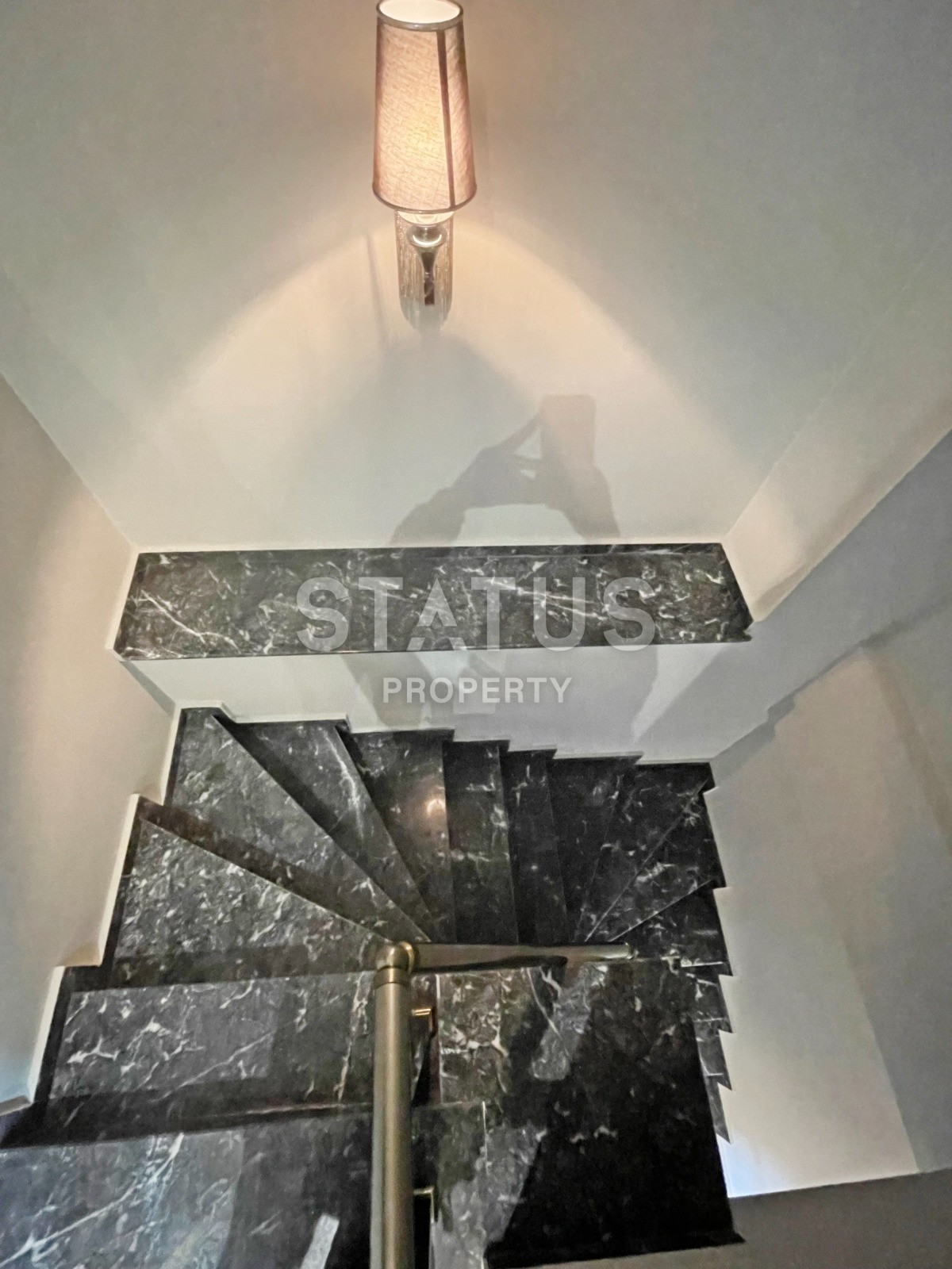 Garden duplex 2+1 in Kargicak, 350 meters from the sea, 106 sq.m. фото 13