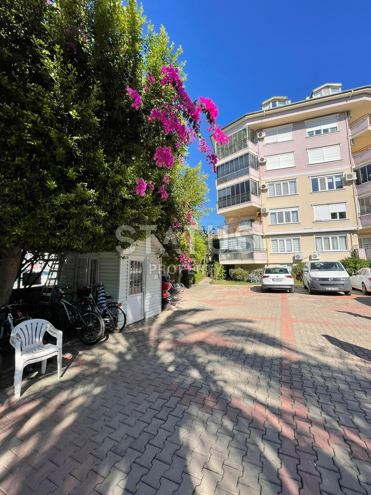 Favorable offer of apartments 2+1 in the center of Alanya next to the shopping center Alanium, a new package of furniture and appliances, 115m2 фото 36