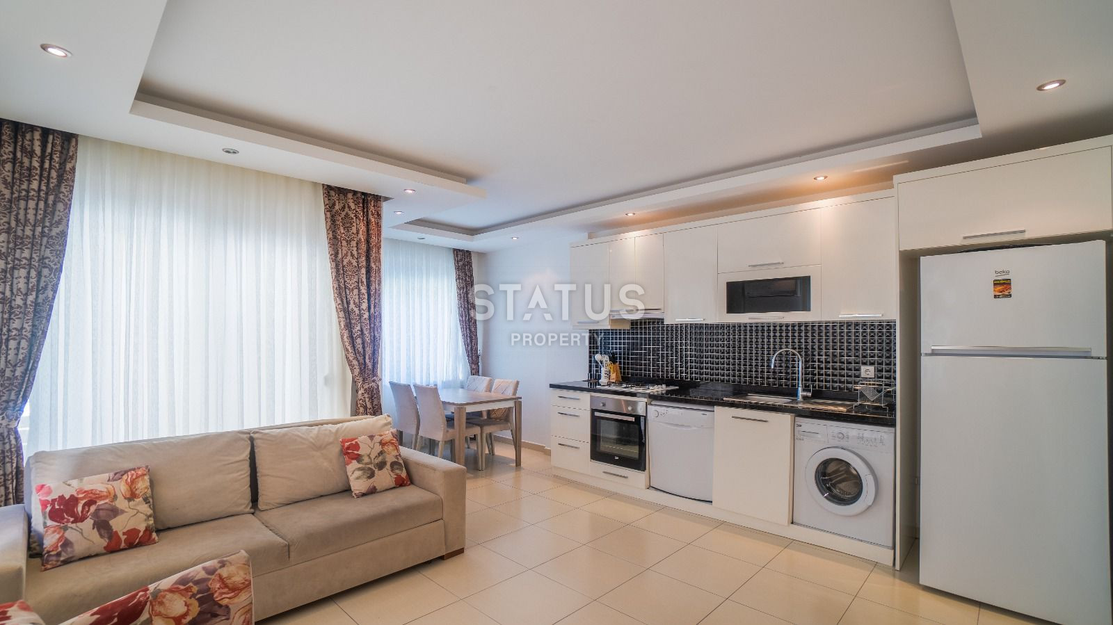Меблированные апартаменты 2+1 в 300 метрах от пляжа Клеопатры, 75 м2. фото 1