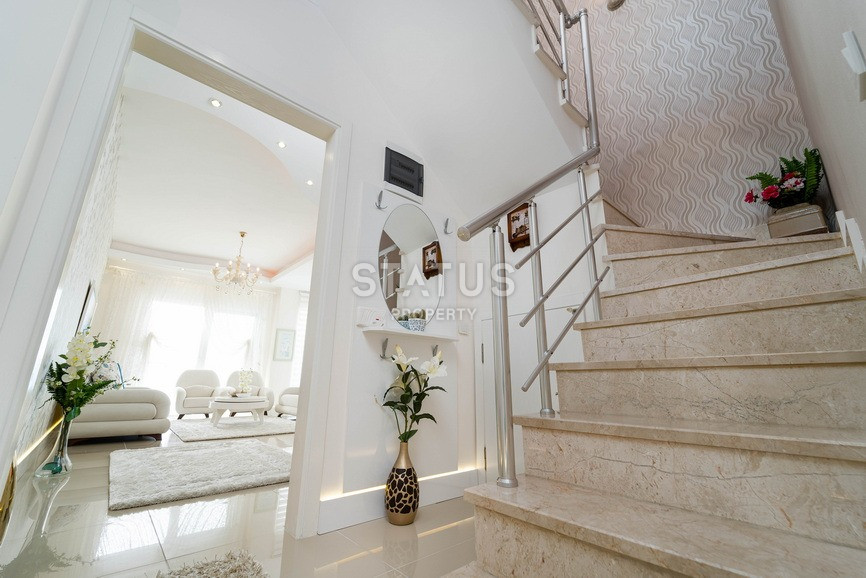 Шикарный пентхаус 2+1 с мебелью на первой береговой линии, 115 м2 фото 5