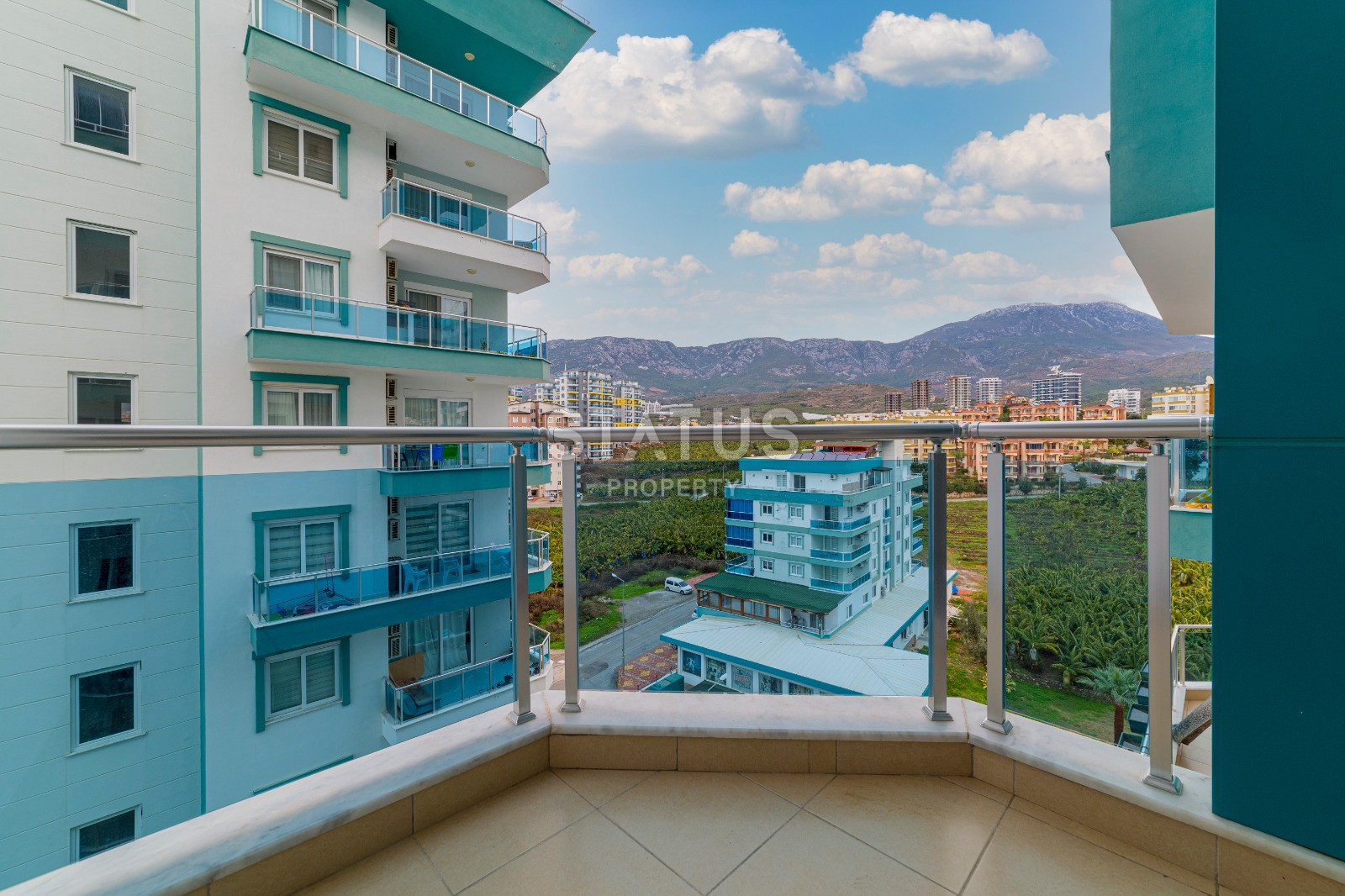 Apartment 1+1 with furniture and mountain views in Mahmutlar фото 7