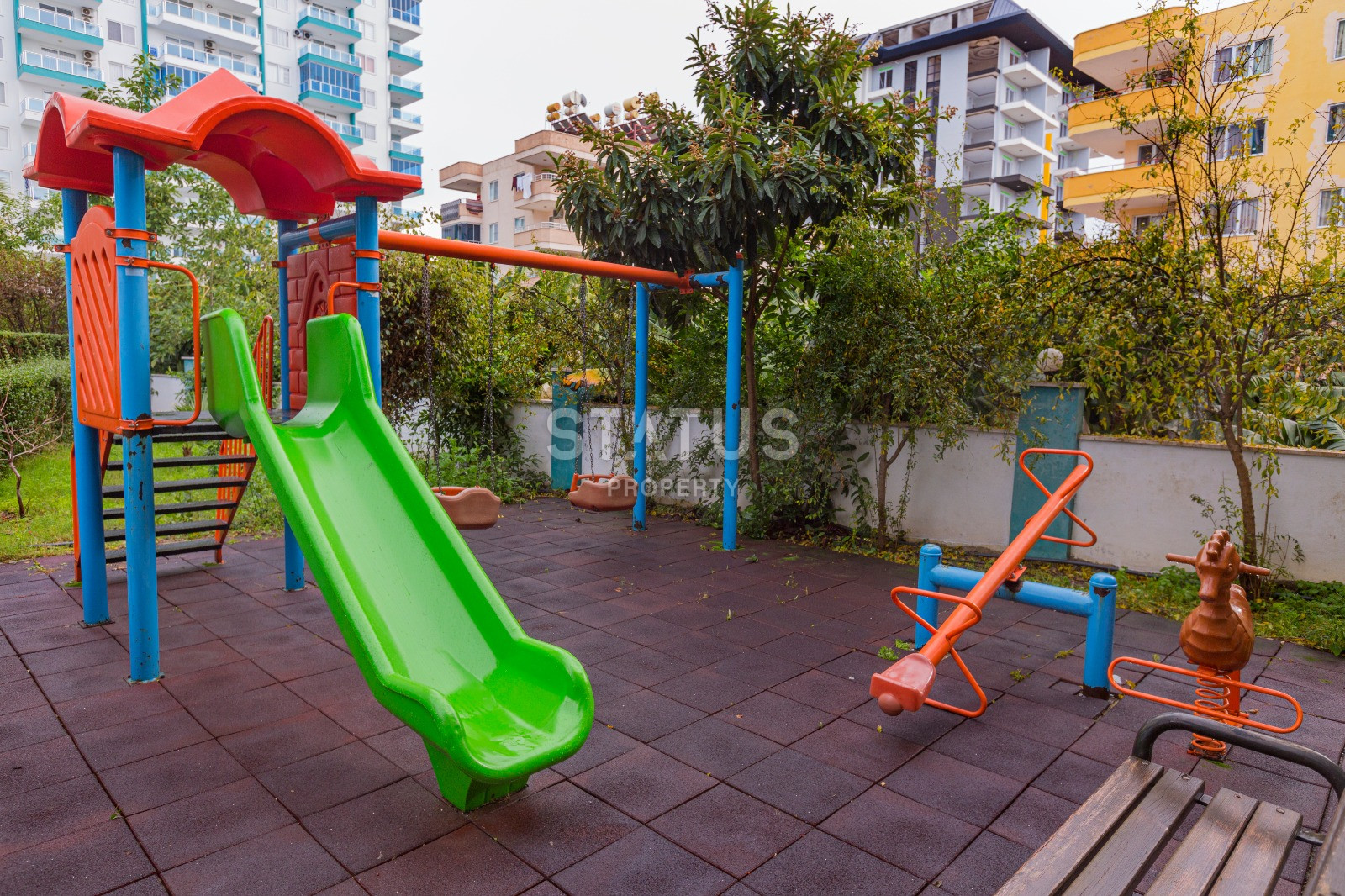 Apartment 1+1 with furniture and mountain views in Mahmutlar фото 13