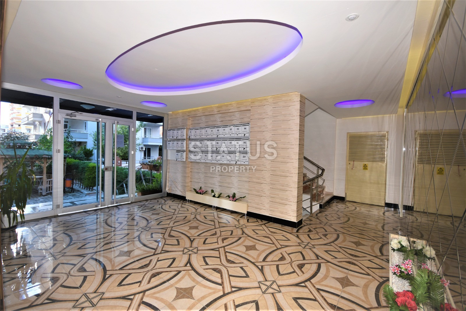 Furnished apartment in Mahmutlar, just 200 m from the sea, 110 m2 фото 3