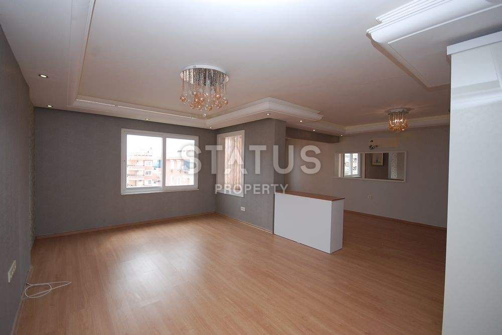 Комплекс на первой линии! Большая зеленая территория! Квартира площадью 100 кв.м. фото 8