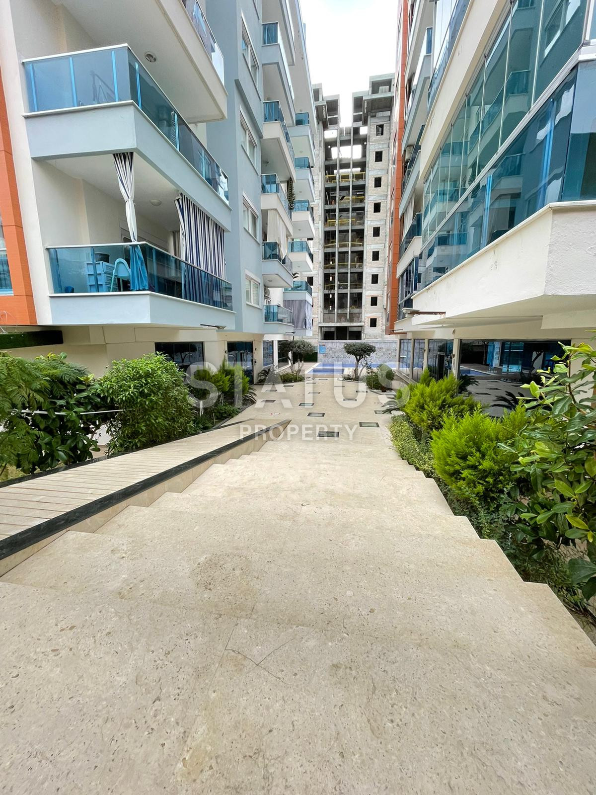 Elite penthouse 2+1 in Mahmutlar, 160 m2. фото 23