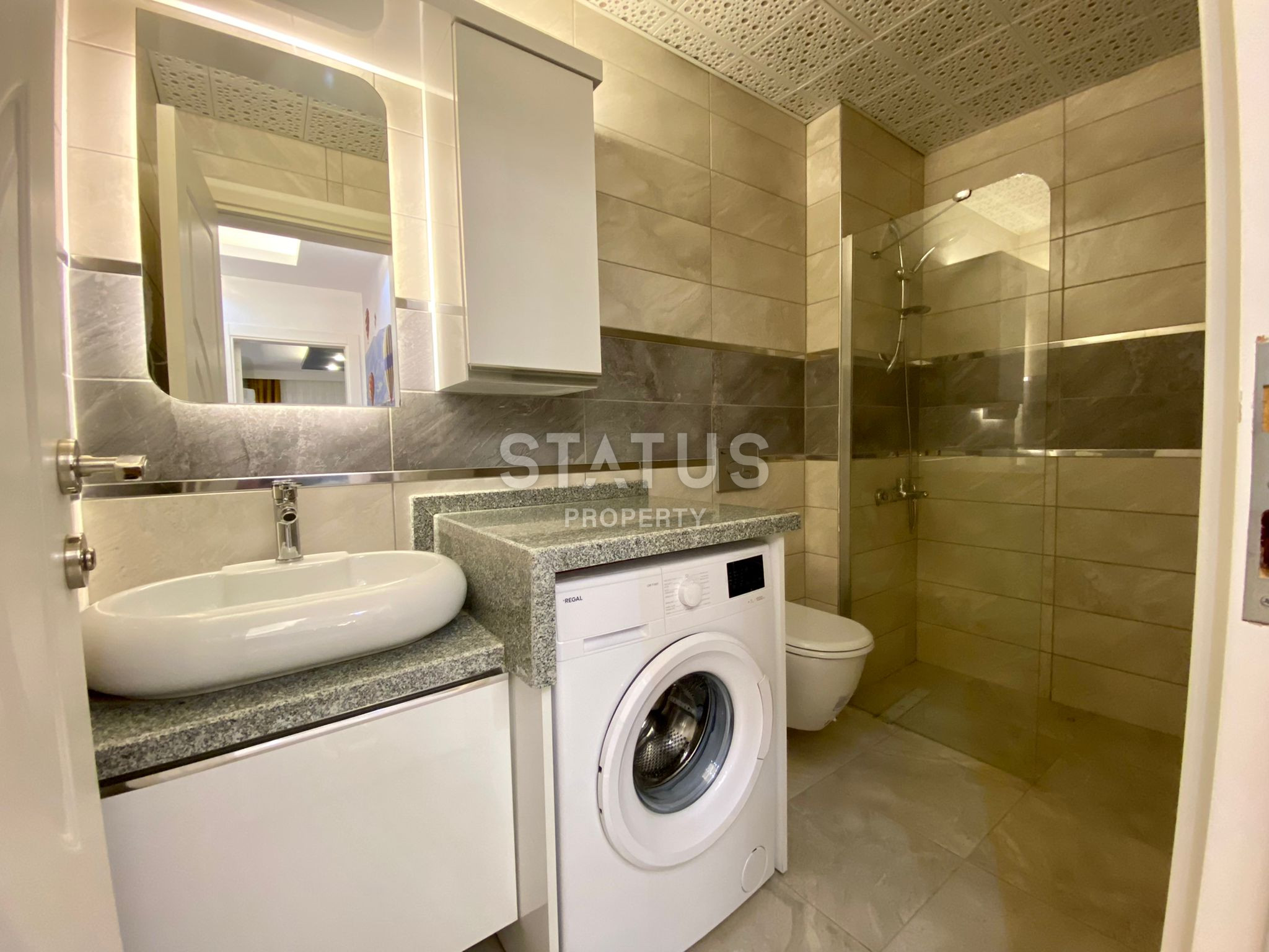 Elite penthouse 2+1 in Mahmutlar, 160 m2. фото 31