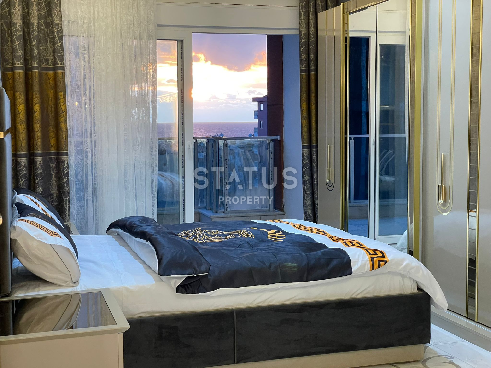 Elite penthouse 2+1 in Mahmutlar, 160 m2. фото 33