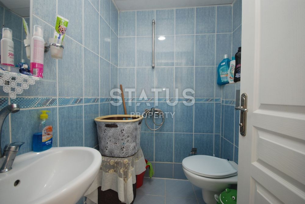 Квартира с мебелью и бытовой техникой в комплексе с бассейном в Махмутларе 100 кв.м. фото 9