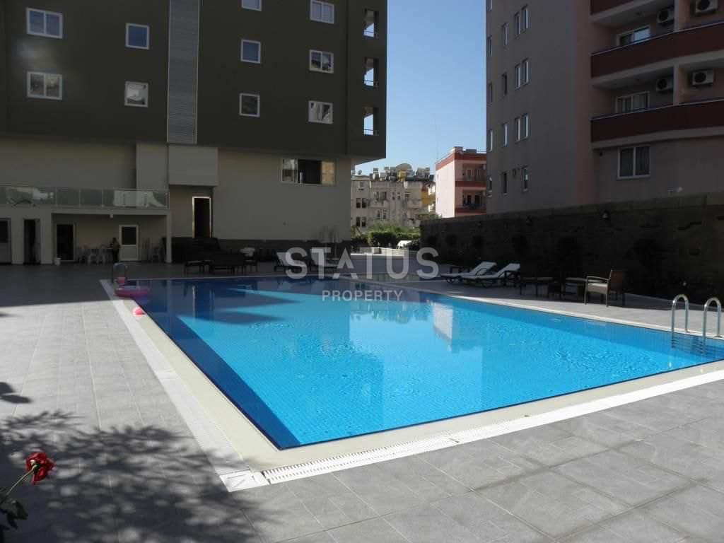Cozy furnished 1+1 apartment with a view of the sea and the fortress in the center of Alanya, 55 m2. фото 3