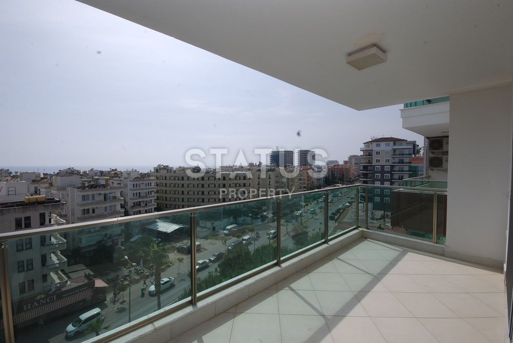 Трехкомнатная квартира с шикарной дизайнерской новой мебелью, 100 кв. м. фото 21