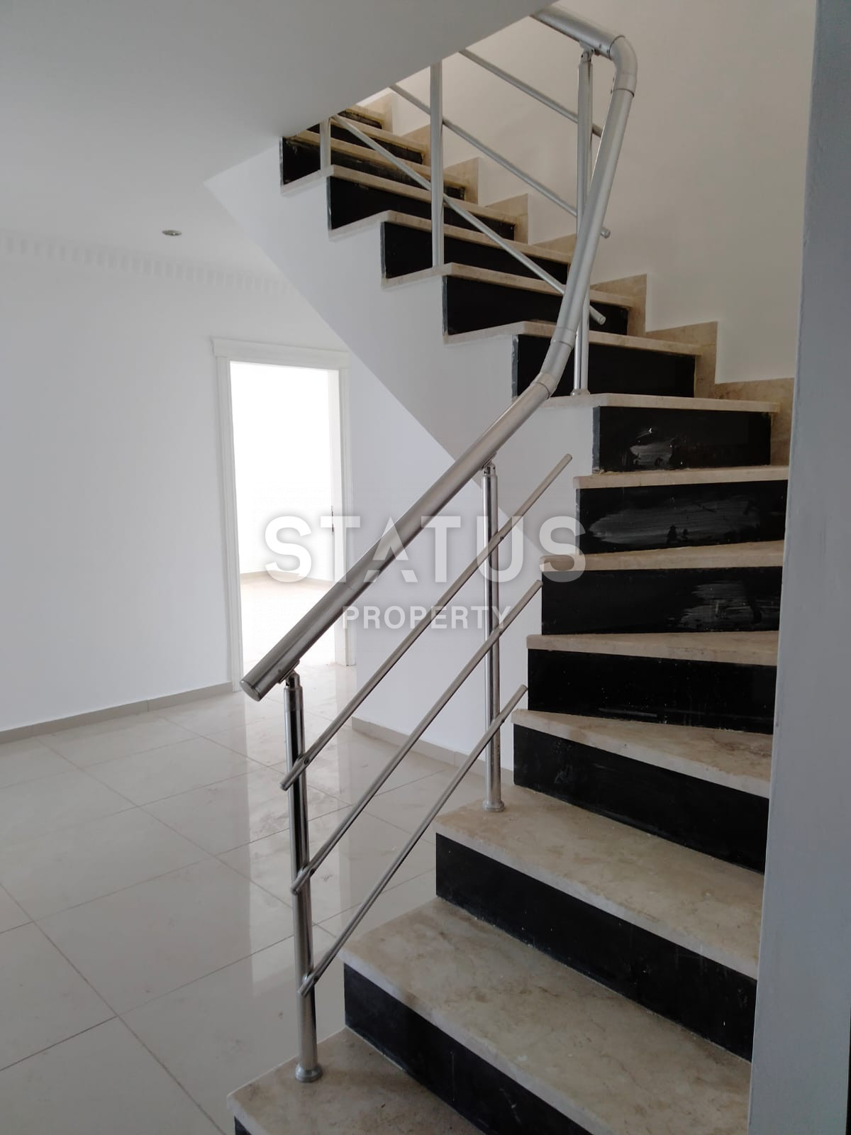 Просторные апартаменты для большой семьи с видом на море и горы в районе Авсаллар. 180 кв.м. фото 17