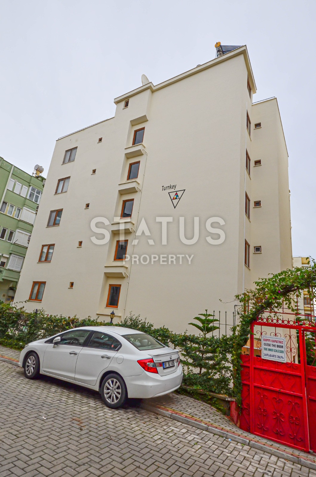 Бюджетная двухкомнатная квартира с мебелью в 250метрах от моря в Махмутларе, 60м.кв фото 15