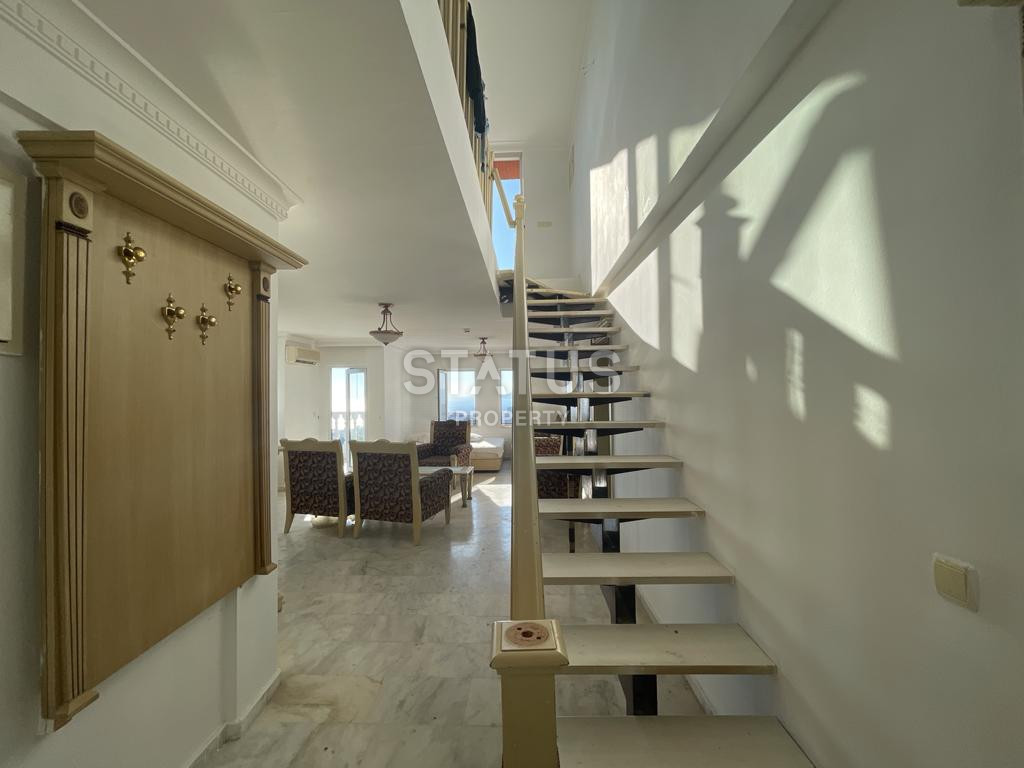 Luxurious penthouse 3+1 layout in Kestel, 151 sq.m. фото 3