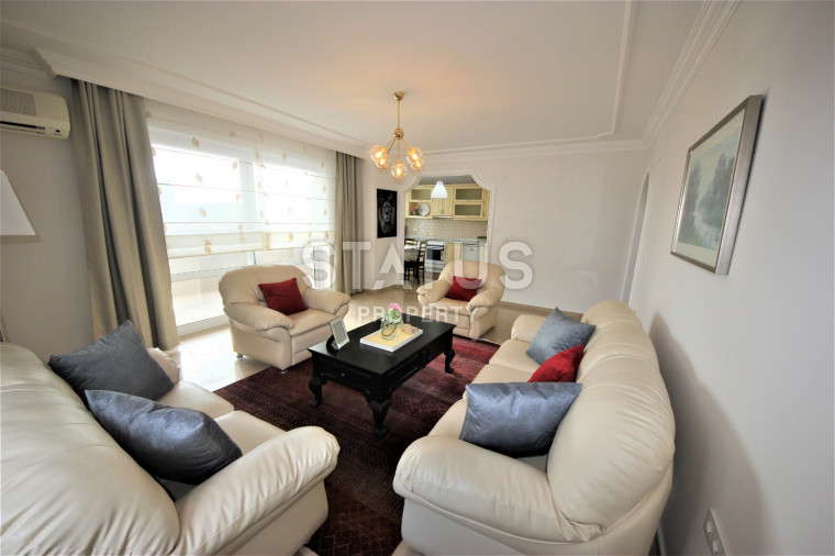 Апартаменты 3+1 в районе Махмутлар, всего в 200 метрах от моря, 165 кв.м. фото 1