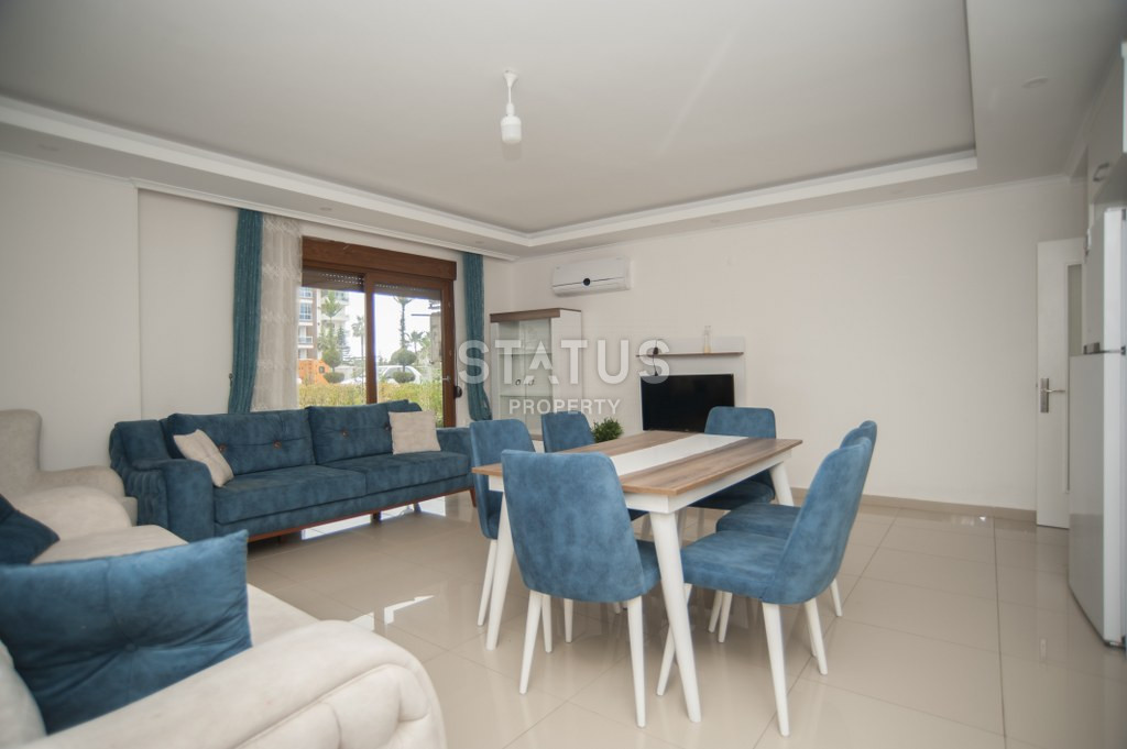 Меблированный дуплекс 3+1 и апартаменты с видом на море 2+1 в элитном комплексе у моря в Кестеле. фото 3