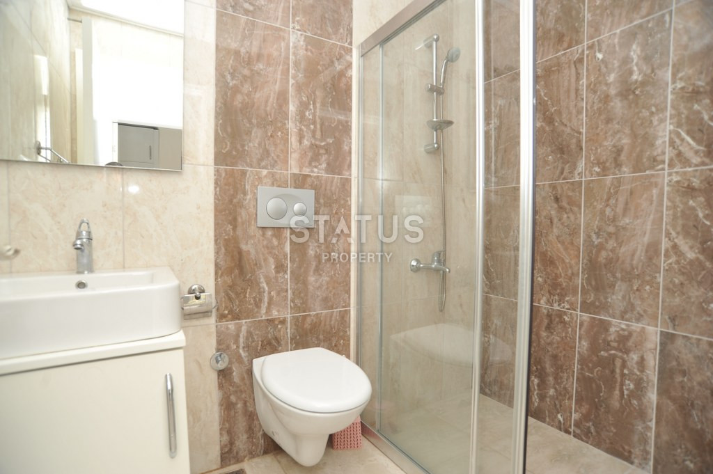 Меблированный дуплекс 3+1 и апартаменты с видом на море 2+1 в элитном комплексе у моря в Кестеле. фото 19