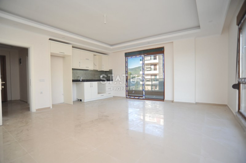 Меблированный дуплекс 3+1 и апартаменты с видом на море 2+1 в элитном комплексе у моря в Кестеле. фото 26