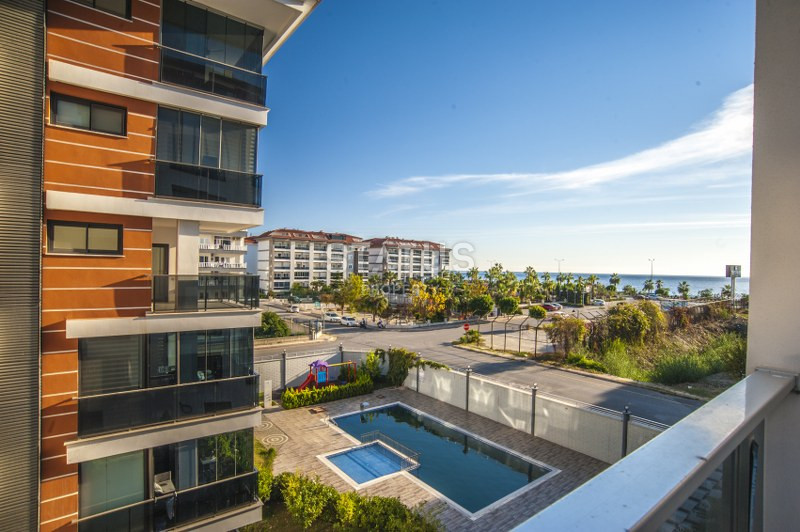 Меблированный дуплекс 3+1 и апартаменты с видом на море 2+1 в элитном комплексе у моря в Кестеле. фото 35