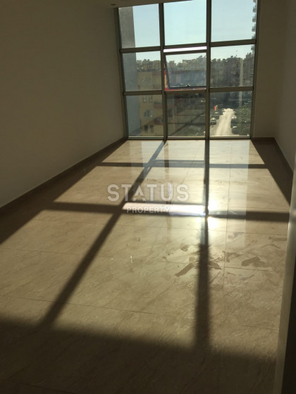 Светлый просторный дуплекс 3+1 в 200 метрах от моря в Махмутларе,170 м2. Отличная цена! фото 1