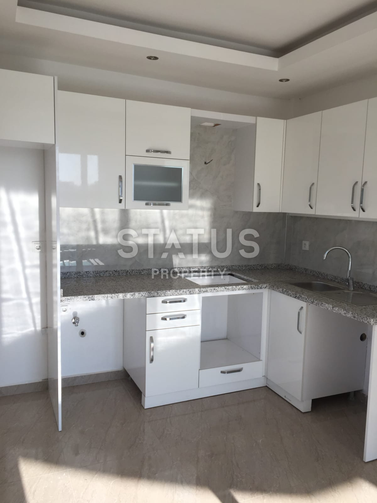 Светлый просторный дуплекс 3+1 в 200 метрах от моря в Махмутларе,170 м2. Отличная цена! фото 4