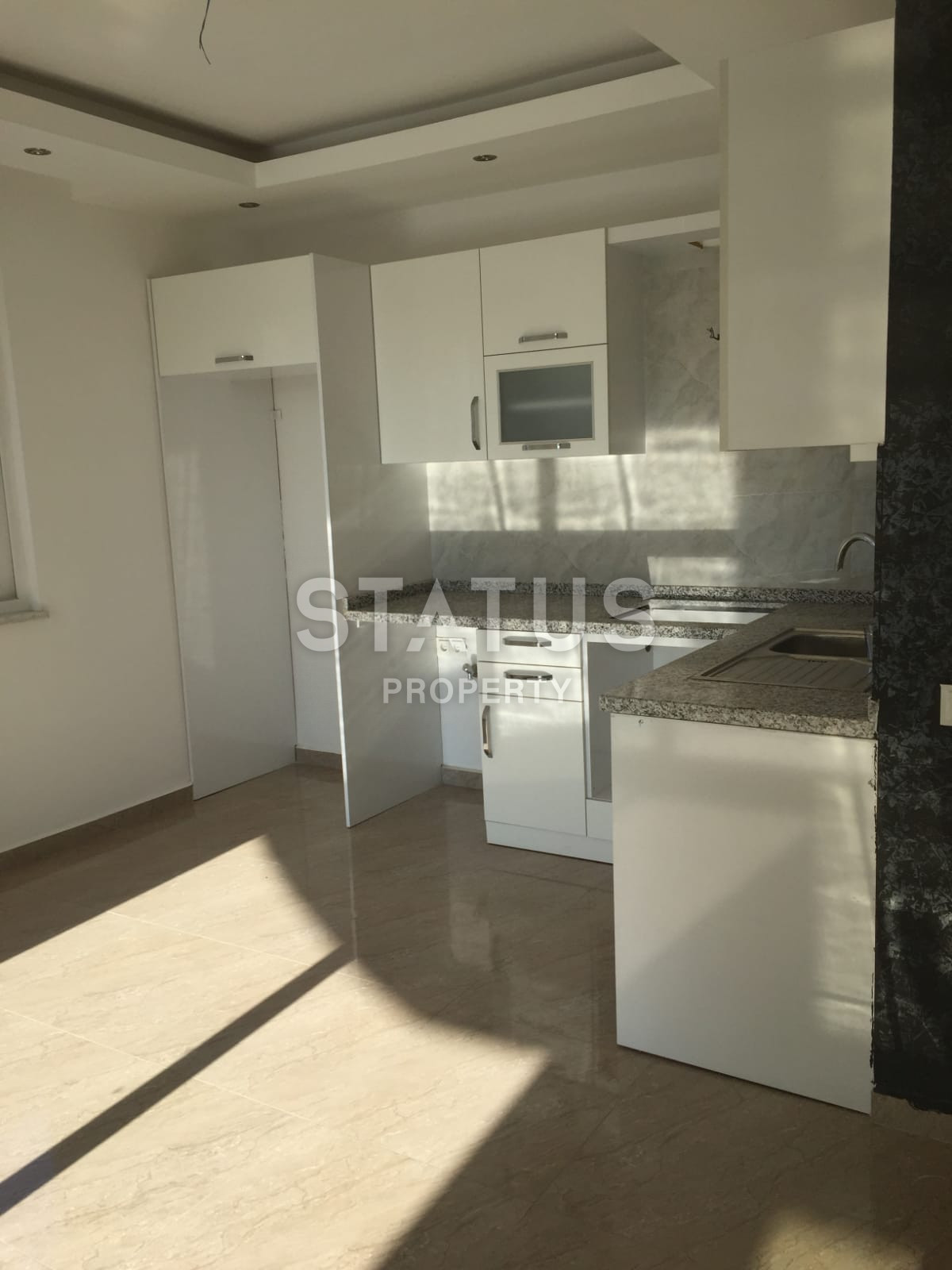 Светлый просторный дуплекс 3+1 в 200 метрах от моря в Махмутларе,170 м2. Отличная цена! фото 6