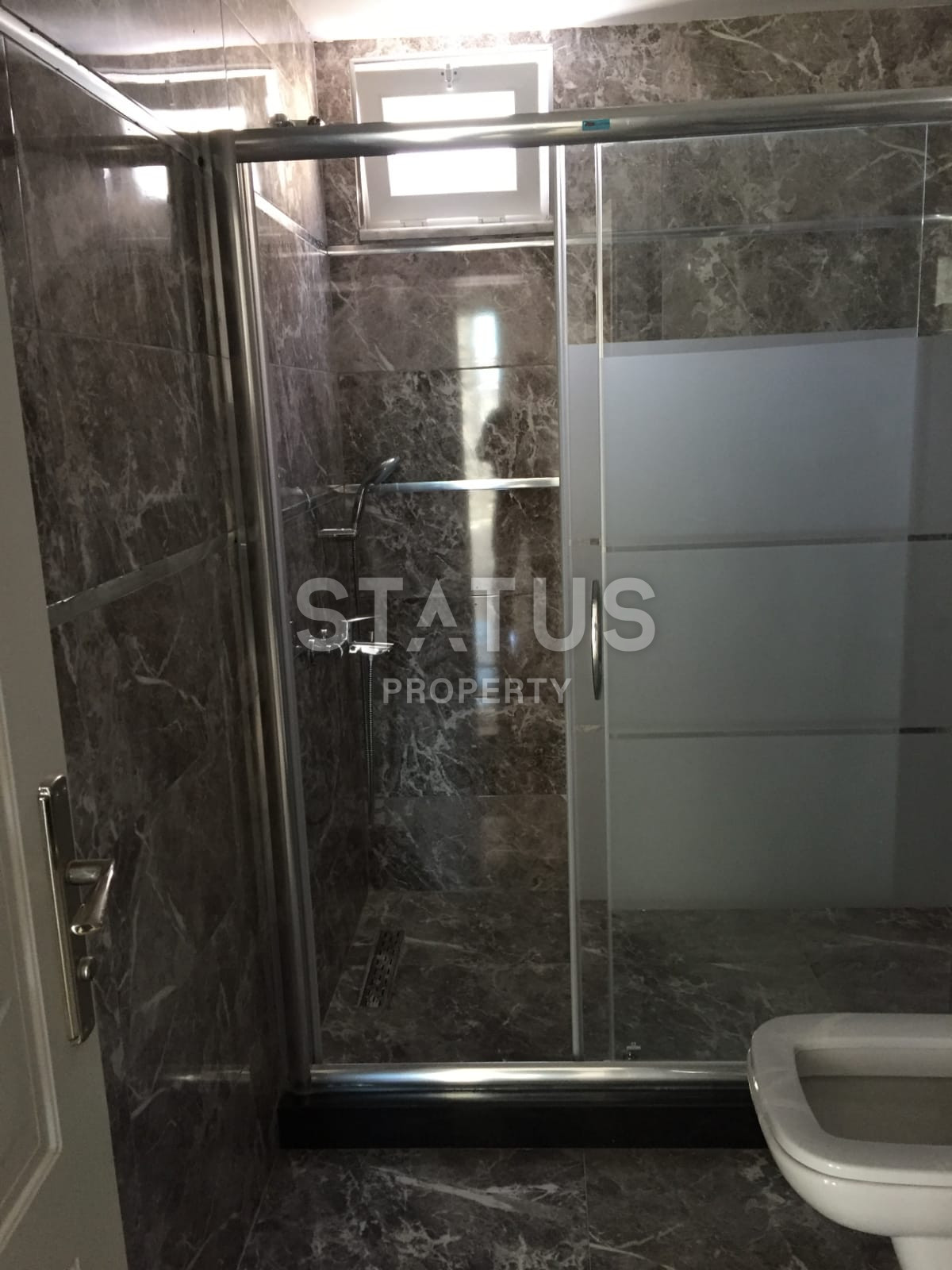 Светлый просторный дуплекс 3+1 в 200 метрах от моря в Махмутларе,170 м2. Отличная цена! фото 15