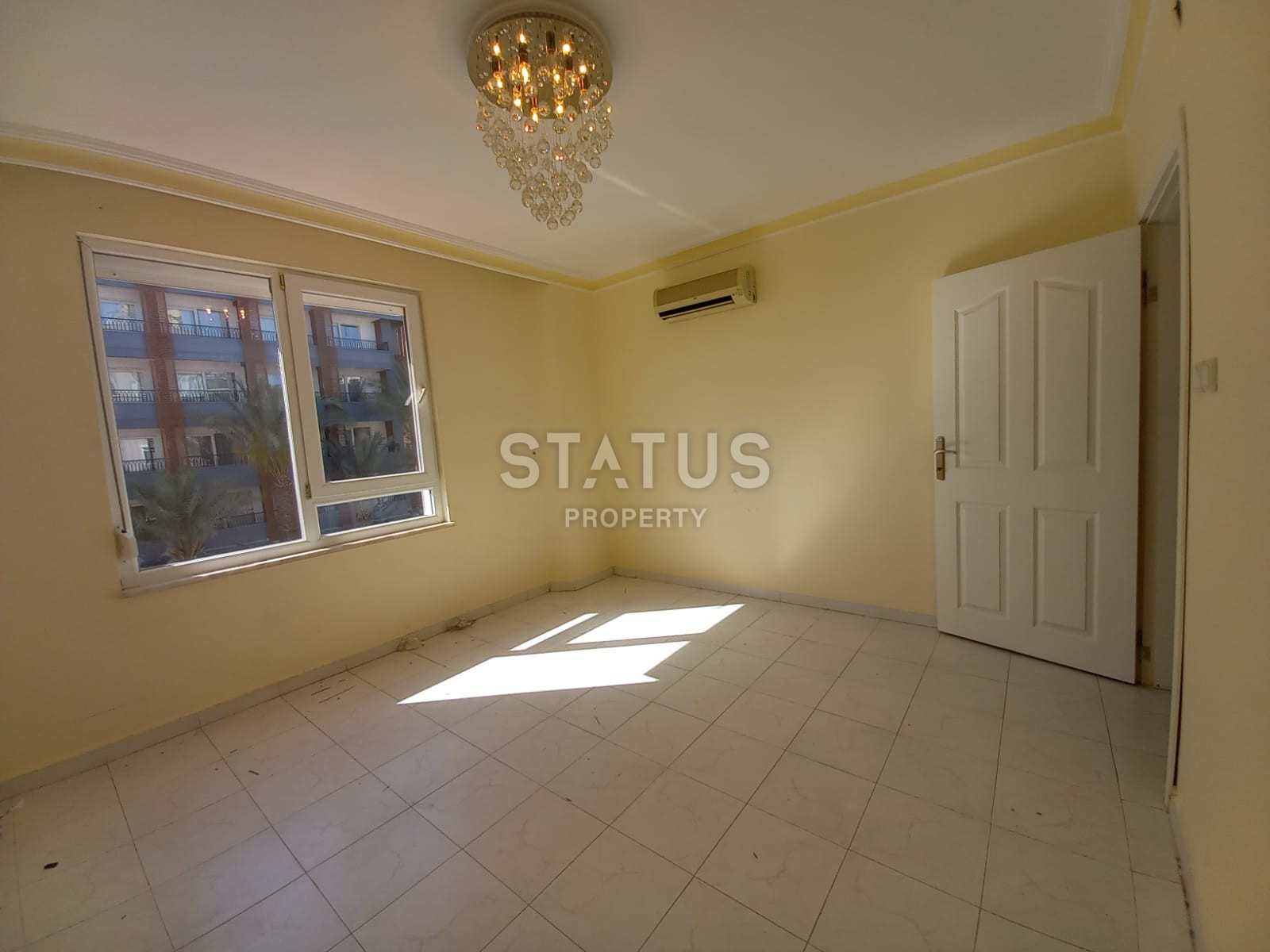 Three-room apartment with a unique location! Cleopatra beach and sea view. фото 16