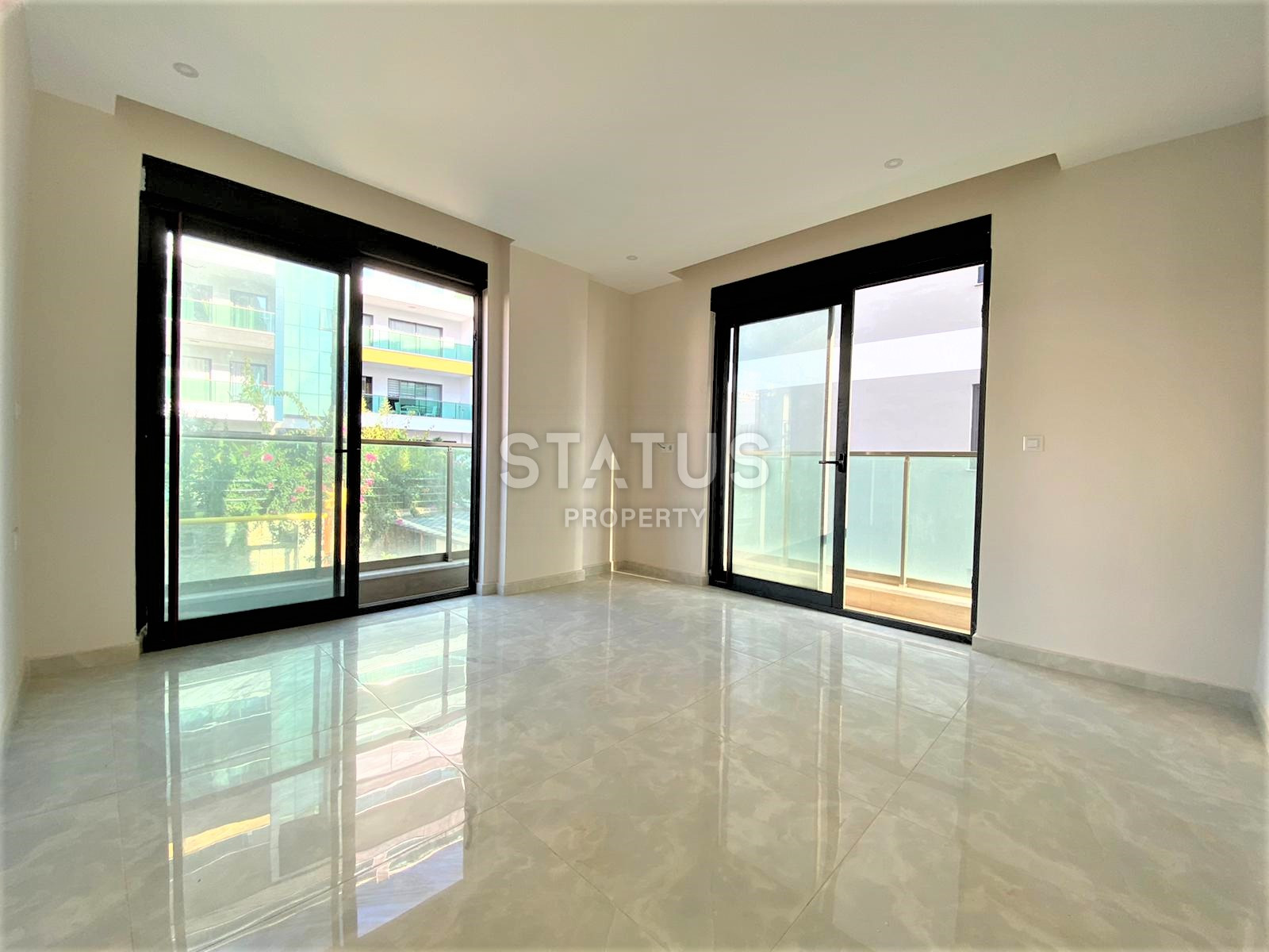 Two spacious apartments 1+1 on the first line in Kargicak, 75 sq.m. фото 4