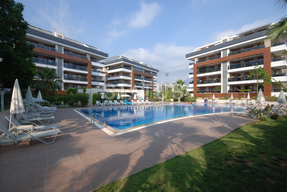 Новые трехкомнатные апартаменты в комплексе с собственной инфраструктурой, 100 кв. м. фото 3