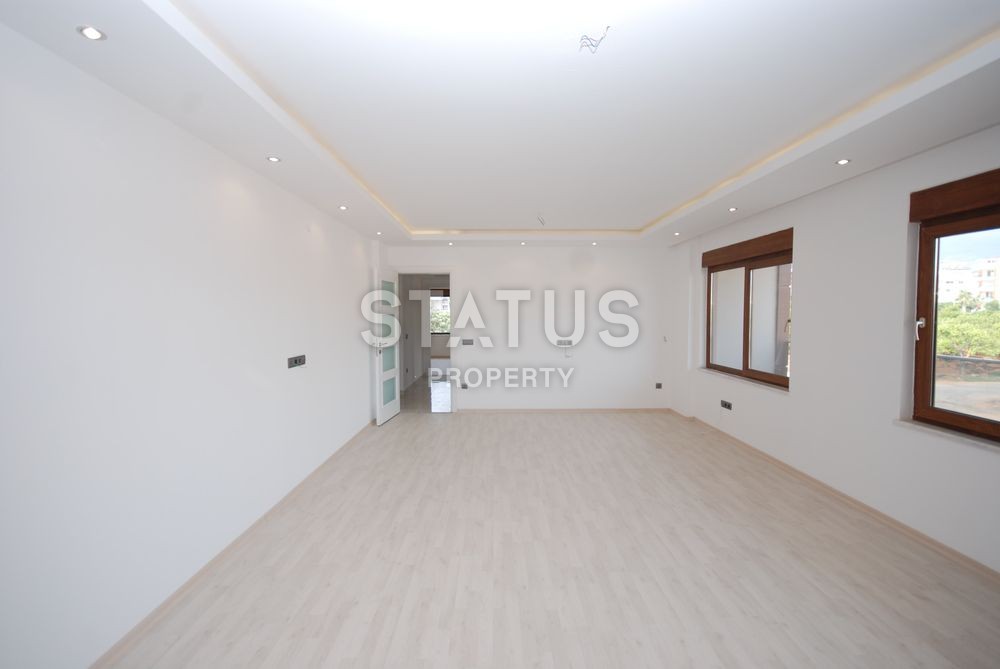 Новые трехкомнатные апартаменты в комплексе с собственной инфраструктурой, 100 кв. м. фото 10